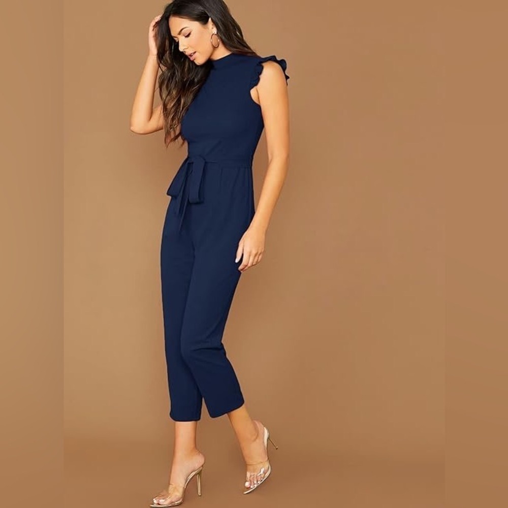 WDIRARA Sleeveless Mock Neck Ruffle Trim Belted Cropped Jumpsuit Romper NEW